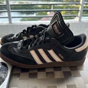 Adidas Samba. As seen in pics.  Pre-owned.